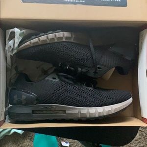 Men’s under armour shoes